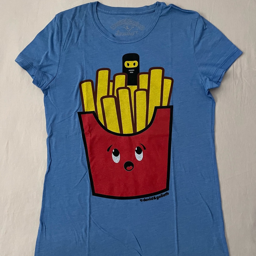 David & Goliath fun tee, size L.